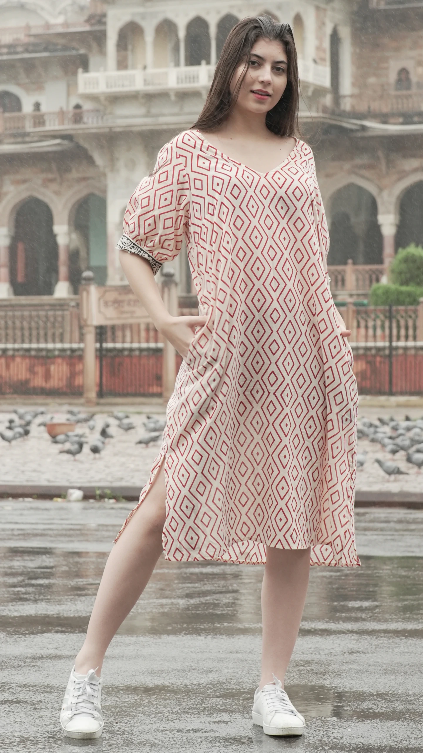 Simple yet Chic Mid Dress